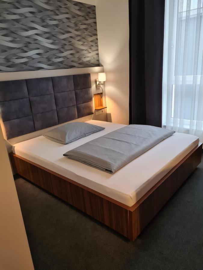 Hotel Starton Am Ingolstadt Village Екстер'єр фото