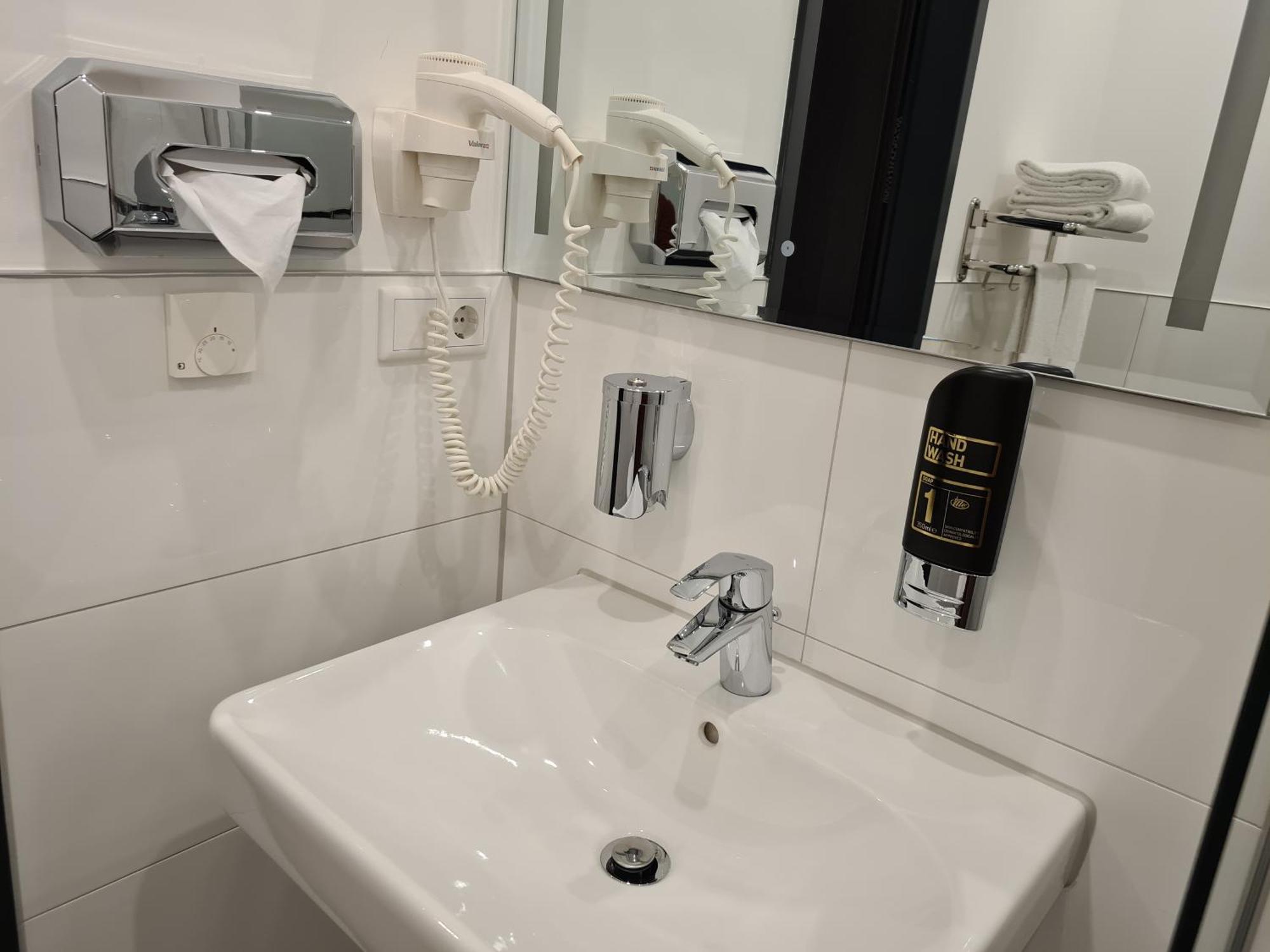 Hotel Starton Am Ingolstadt Village Номер фото