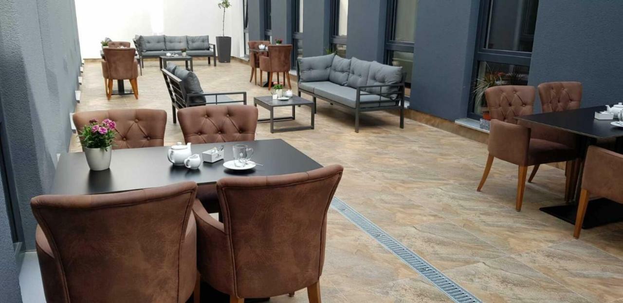 Hotel Starton Am Ingolstadt Village Екстер'єр фото