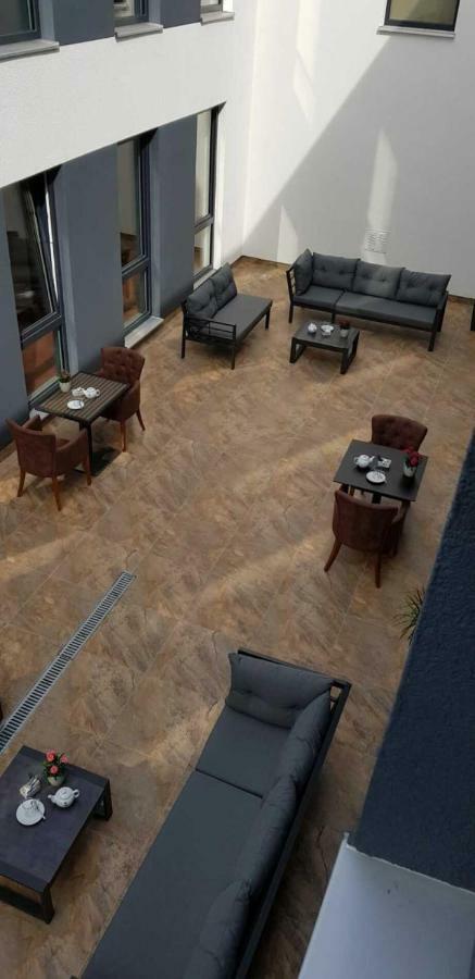 Hotel Starton Am Ingolstadt Village Екстер'єр фото